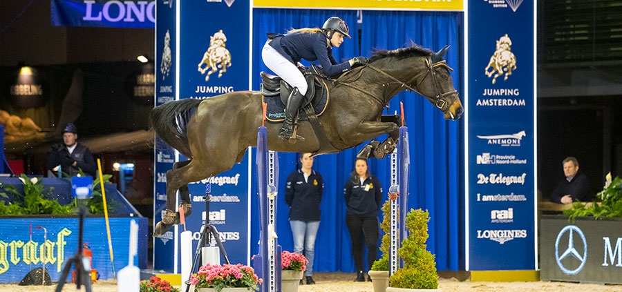 Kimberly Loos Jumping Amsterdam